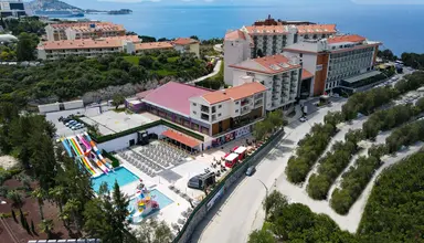 Ramada Hotel & Suites