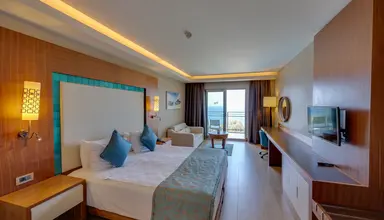 Ramada Hotel & Suites