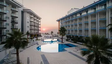 Ramada Hotel & Suites