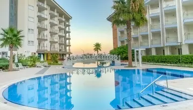 Ramada Hotel & Suites