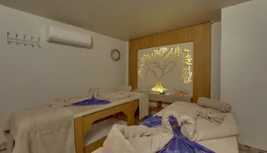 Ramada Hotel & Suites