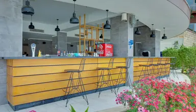 Ramada Hotel & Suites