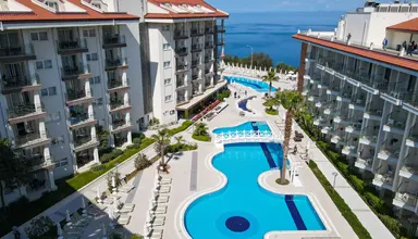 Ramada Hotel & Suites