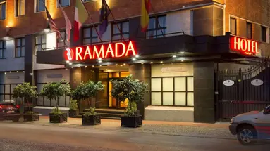 Ramada Naples City Center