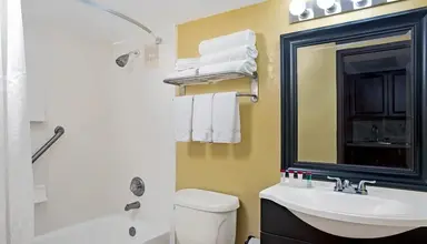 Ramada Plaza by Wyndham Marco Polo Beach Resort
