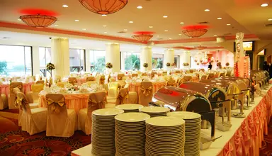 Ramada Plaza Menam Riverside