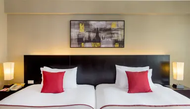 Ramada Plaza Menam Riverside