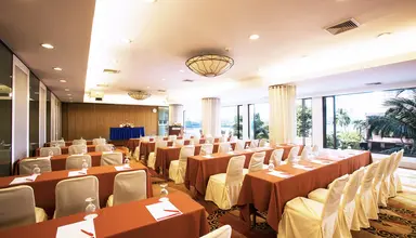 Ramada Plaza Menam Riverside