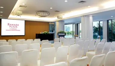 Ramada Plaza Menam Riverside