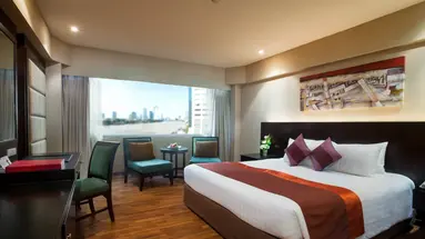Ramada Plaza Menam Riverside