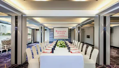 Ramada Plaza Menam Riverside