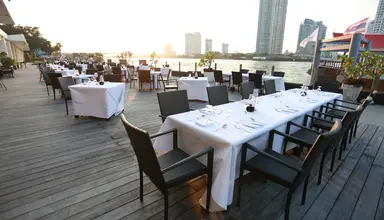 Ramada Plaza Menam Riverside
