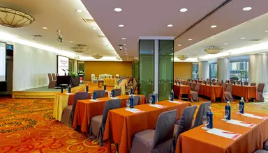 Ramada Plaza Menam Riverside