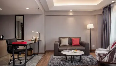 Ramada Plaza Menam Riverside