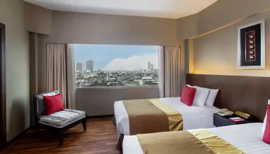 Ramada Plaza Menam Riverside
