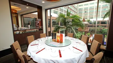 Ramada Plaza Menam Riverside