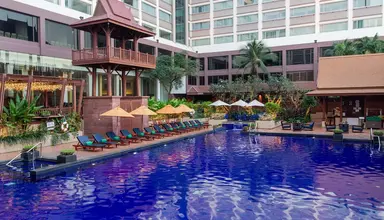 Ramada Plaza Menam Riverside