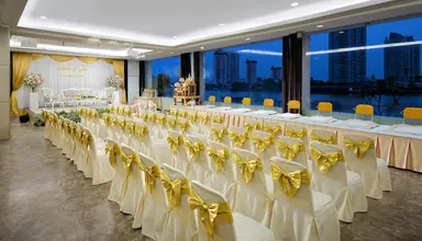 Ramada Plaza Menam Riverside