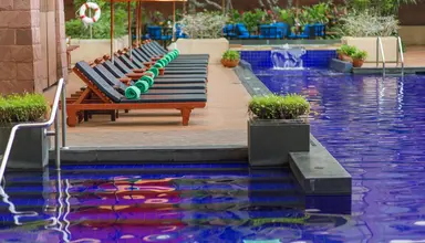 Ramada Plaza Menam Riverside
