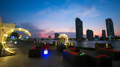 Ramada Plaza Menam Riverside