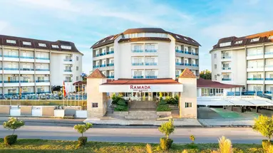 Ramada Resort Side