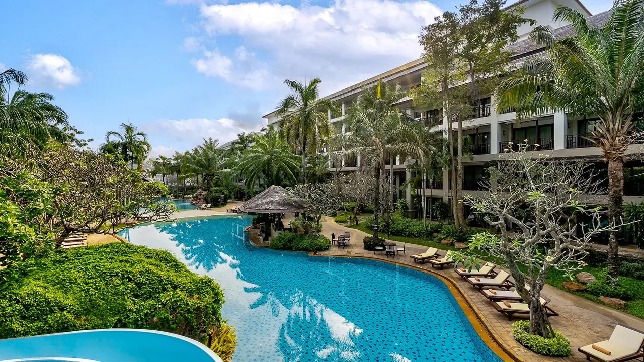 Ravindra Beach Resort & Spa