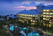 Ravindra Beach Resort & Spa