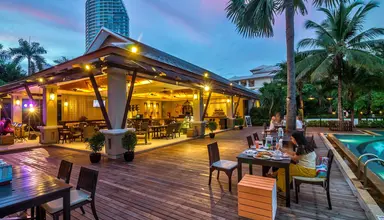 Ravindra Beach Resort & Spa