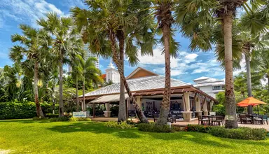Ravindra Beach Resort & Spa