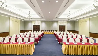 Ravindra Beach Resort & Spa