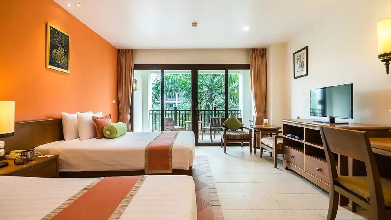 Ravindra Beach Resort & Spa