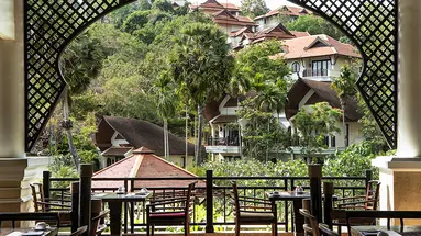 Rawi Warin Resort & Spa