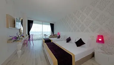 Raymar Resort & Aqua