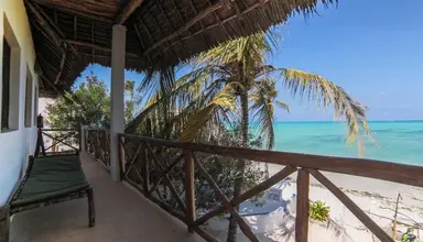 Red Monkey Beach Lodge