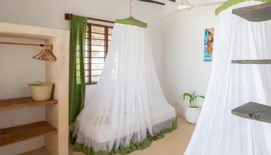 Red Monkey Beach Lodge