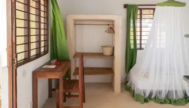 Red Monkey Beach Lodge
