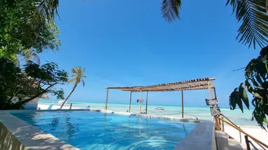 Red Monkey Beach Lodge