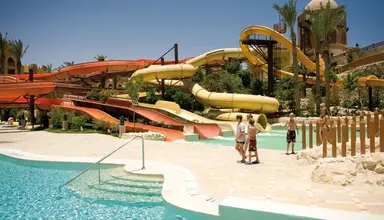 Red Sea Sunwing Waterworld Family Star
