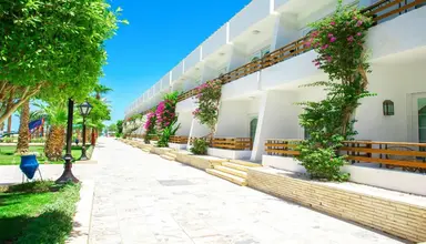 Red Sea The Grand
