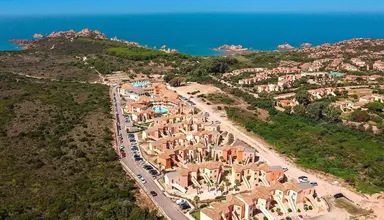 Red Sun Village (Trinita d'Agultu e Vignola)