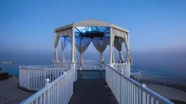 Reef Oasis Beach Resort