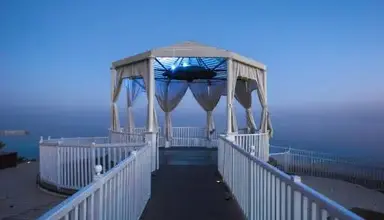 Reef Oasis Beach Resort