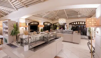 Reef Oasis Beach Resort