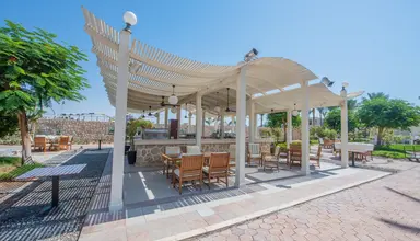 Reef Oasis Beach Resort