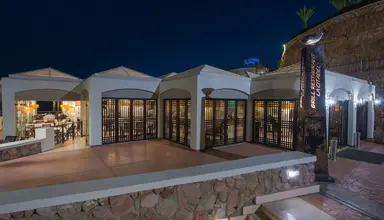 Reef Oasis Beach Resort