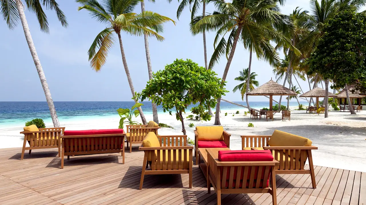Reethi Faru Resort