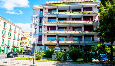 Reginna Palace (Maiori)