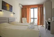Relax Inn