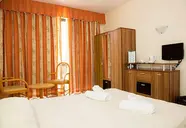 Relax Inn
