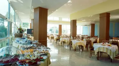 Remin Plaza